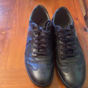 Kenneth Cole Mens Lace ups. Black